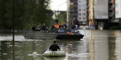 Cambiamenti climatici, potrebbero costarci 158 trilioni di dollari nel 2050