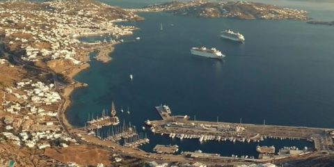 Video droni. Isole di sogno: Mykonos (Grecia) vista dal drone