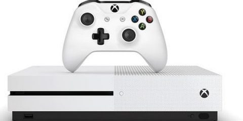 E3 2016: trapelano immagini della nuova Xbox One S