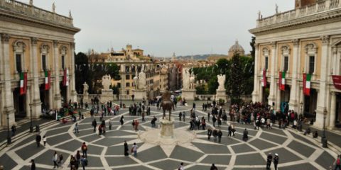 Elezioni a Roma. I programmi? Una lista di impegni senza tempi, costi, trasparenza e innovazione