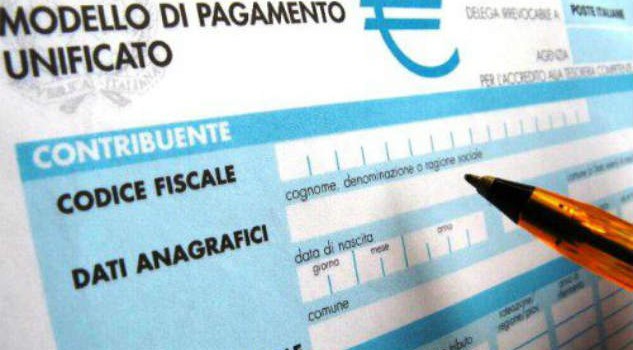 Canone rai: ecco cosa rischia chi non paga entro il 31 ottobre Abbonamento rai costo
