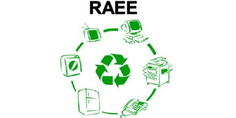 Rifiuti elettronici, parte oggi il ritiro gratuito in negozio dei ‘mini Raee’