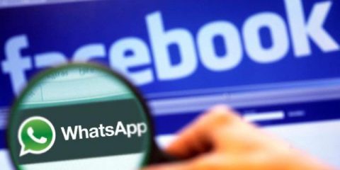 I dati di WhatsApp a Facebook, multa di 3 milioni dall’Antitrust