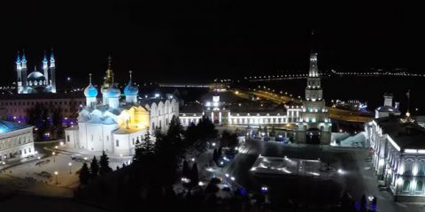 Video droni. Kazan Kremlin (Russia), la Cattedrale e la moschea, viste dal drone