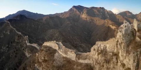 Video droni. Spettacolare: La Grande Muraglia (Cina) vista dal drone