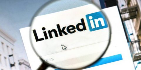 App4Italy. La recensione del giorno, LinkedIn