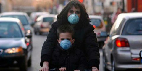 Rapporto Istat, da Nord a Sud famiglie italiane preoccupate per smog e traffico