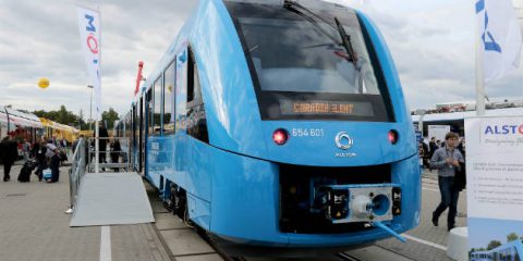 Zero emissioni, arrivano i treni ad idrogeno in Germania (video)
