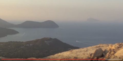 Isole Eolie: la potenza della natura, l’anima del Mediterraneo (video)