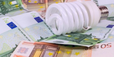 Sos Energia. Aumenta lo sconto sulla bolletta della luce. Le novità del bonus energia