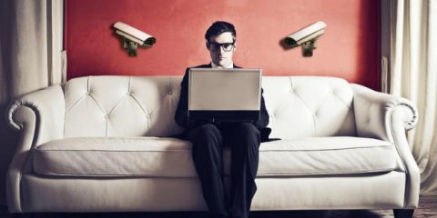 Privacy e sorveglianza digitale, il 54% dei cittadini britannici non si fida di Trump