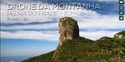 Videodroni. In montagna: il Pedra do Frade (Brasile) visto dal drone