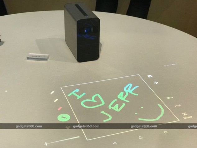 Sony_Xperia_Touch_Interactive_Android_Projector_271817_201853_7666_1488207030548