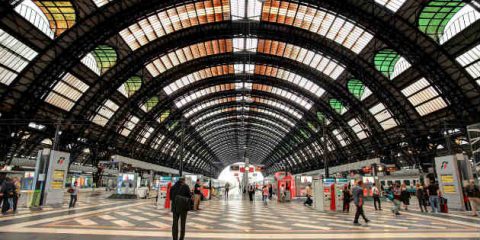 Anie, trasformare 620 stazioni ferroviarie in piccole smart city