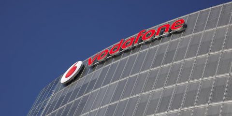 Vodafone Italia: ricavi da servizi +3% nel terzo trimestre. Clienti 4G a quota 8,3 milioni