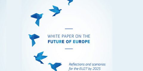 Auto connesse e tecnologie digitali, i 5 scenari del Libro bianco sul futuro dell’Europa