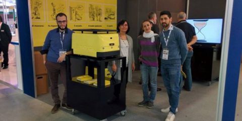 Alla Fiera Italiana dell’industria manifatturiera presentato Jobot, il robot per uffici