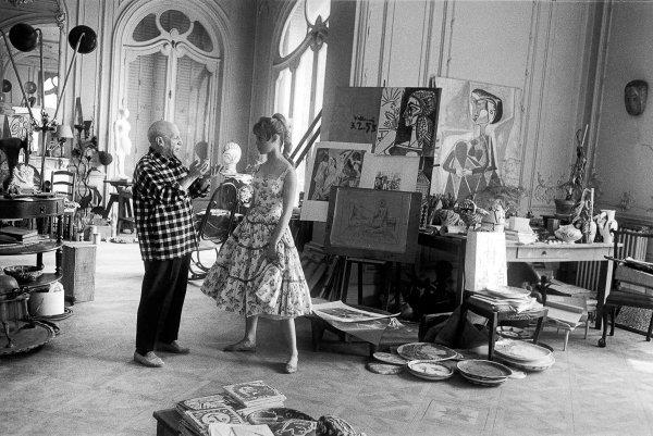 Brigitte Bardot meets Pablo Picasso, 1956.