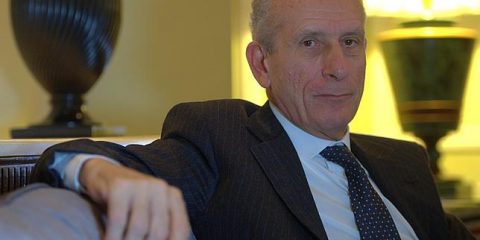 Pirateria online. ‘Perseguire tutti quelli che traggono profitti illeciti’, intervista a Francesco Posteraro (Agcom)