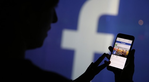 WhatsApp: maximulta Ue da 110 milioni per Fb WhatsApp: maximulta Ue da 110 milioni per Fb