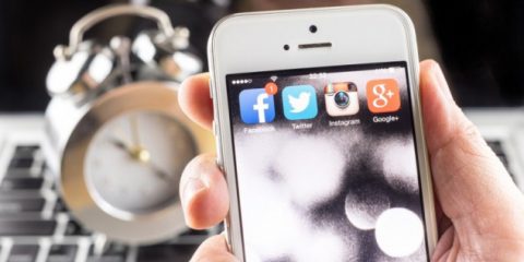 Vorticidigitali. Qual è il segreto per non perdere tempo sui social media?