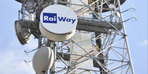 Rai Way presenta offerta per Persidera