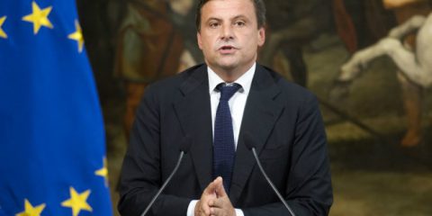 Digital economy nell’UE, trilaterale Italia-Francia-Germania. Calenda ‘Ok a investimenti esteri, ma servono regole chiare’