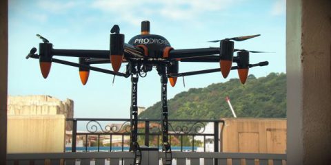 Prodrone, ecco il drone con le braccia (Video)