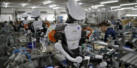 Robot. L’Italia come il Giappone, se la manodopera non è qualificata si investirà in automazione