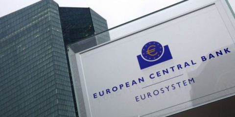 BCE e Banca Centrale del Giappone ‘rimandano’ la blockchain: ‘Tecnologia ancora troppo immatura’