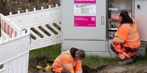 Deutsche Telekom: ‘Impossibile portare la fibra in tutte le case’