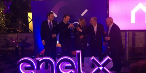 Digital economy, piano Enel da 5,3 miliardi nel biennio 2018-2020. Nasce ‘Enel X’ per l’eBusiness