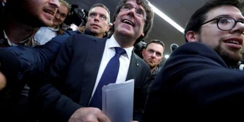 Al via il ‘piano D’ di Puigdemont, Legalizzazione delle droghe in Messico, Nord Stream 2