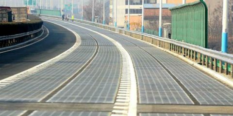 Autostrada solare, in Cina aprirà nel 2022 per auto elettriche e a guida autonoma