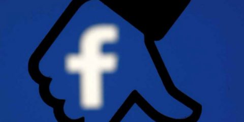 Facebook ‘87 milioni i profili finiti nelle mani di Cambridge Analytica. 214mila in Italia’