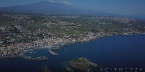 Videodroni. Acitrezza (Sicilia) vista dal drone