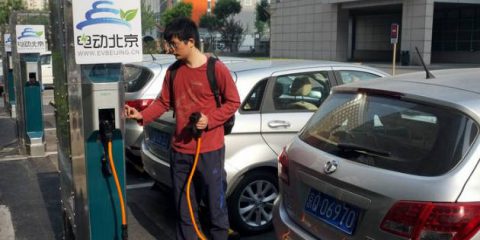 Auto elettriche, il 45% del mercato mondiale sarà cinese nel 2030