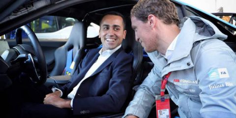 Auto elettriche, quanto costa all’Italia il Piano Di Maio?