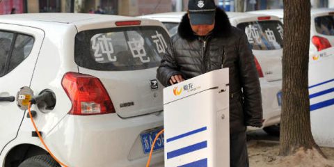 Auto elettriche, in Cina i costruttori salgono a 487. Varato a giugno piano da 47 miliardi di dollari