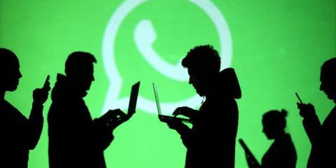 WhatsApp in crisi: nuovi problemi di sicurezza, ne approfittano i competitor