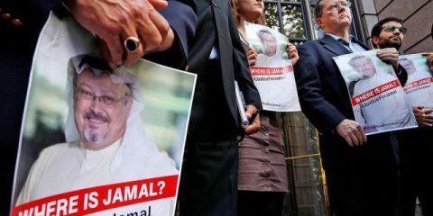 Scontro Usa-Arabia Saudita sulla scomparsa del giornalista Khashoggi, Negoziato Brexit sull’orlo del fallimento, Catalogna
