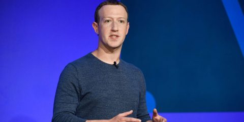 Cambridge Analytica, Zuckerberg sta negoziando con la FTC la multa milionaria del secolo