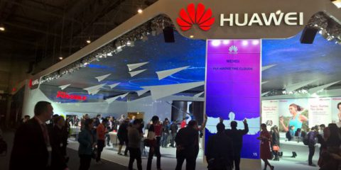 L’Italia e la bufala del giorno su Huawei. Nessuna Golden Share, il MiSE smentisce