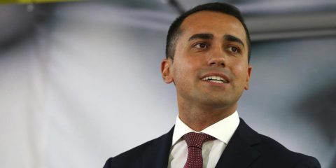 5G, Di Maio rassicura il Copasir: ‘Golden Power e centro valutazione del Mise contro i rischi’