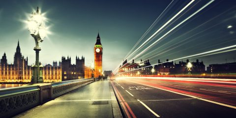 Ofcom, tutti nei limiti i test sulle emissioni 5G in 16 siti di 10 città Uk