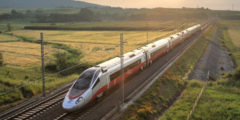 L’Europa accelera sulla mobilità sostenibile. In arrivo quasi 3 miliardi per 94 progetti strategici