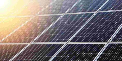 Fotovoltaico, in Italia 1,6 milioni di impianti connessi per una potenza totale pari a 30 GW. Il Report