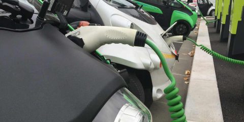 Auto elettriche ed ibride al 6,3% del mercato nazionale, ma la crescita rallenta