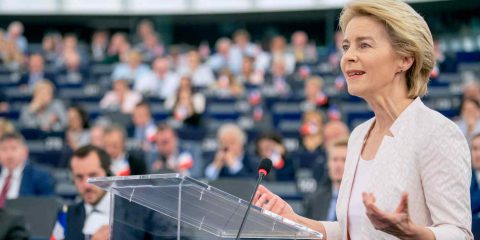 AI, riconoscimento facciale e algoritmi priorità Ue della Von der Leyen