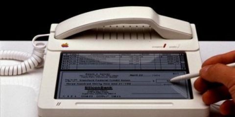 Prototipo di iPhone? No, è il Touchscreen della Apple nel 1983